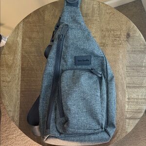Vera Bradley Heather Grey ReActive Sling Bag - Compact Crossbody Pack